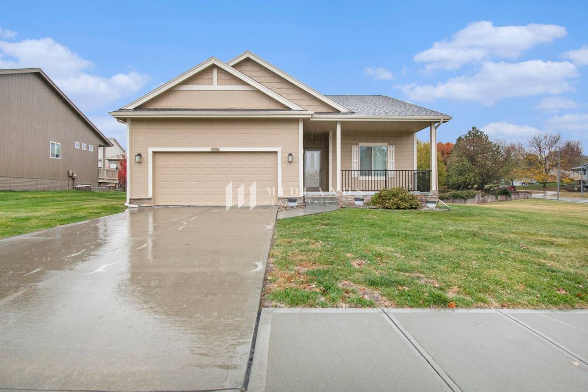 House for rent at 14306 S 20th St, Bellevue, NE 68123