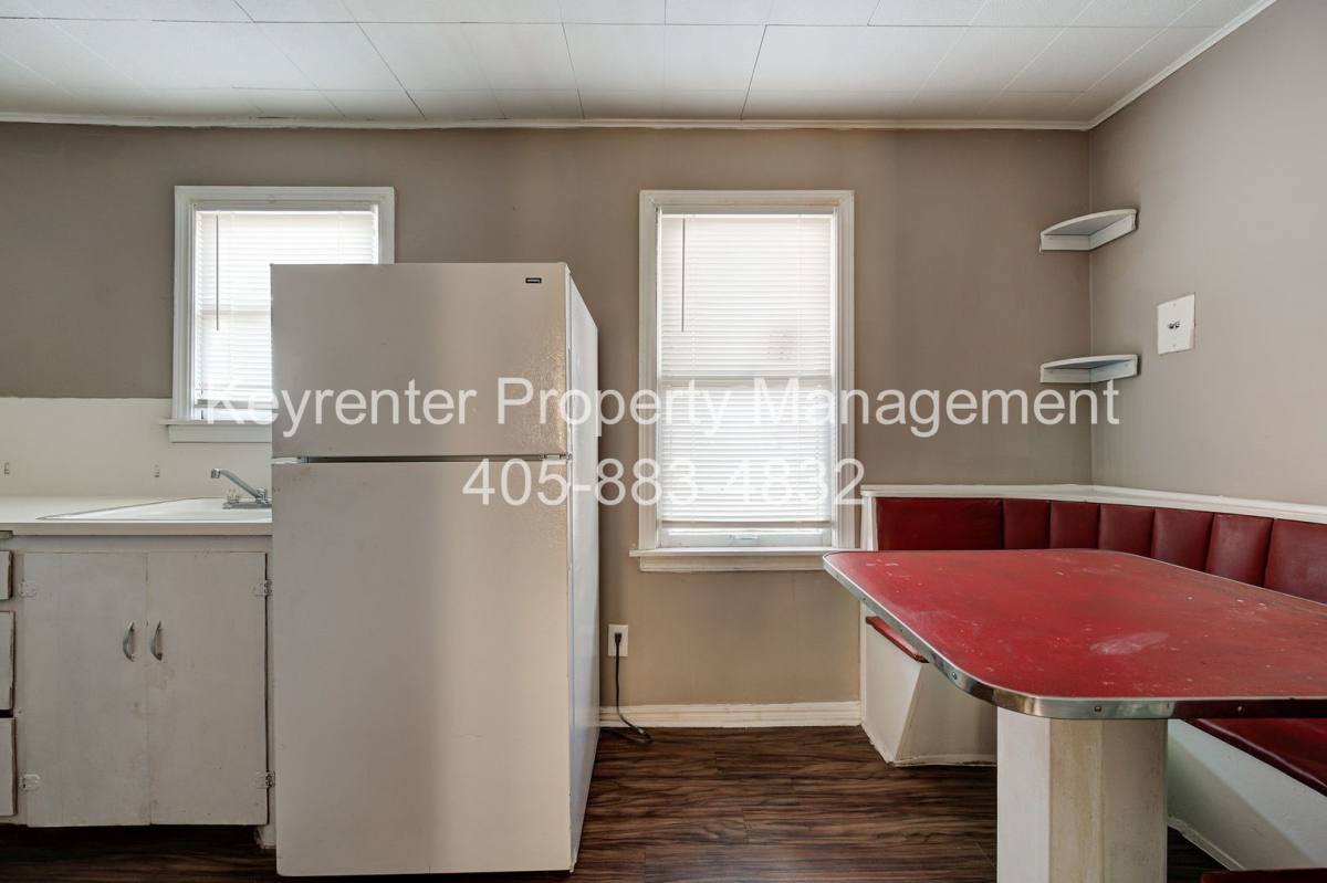 Apartment for rent at 316 SW 27th St, Oklahoma City, OK 73109