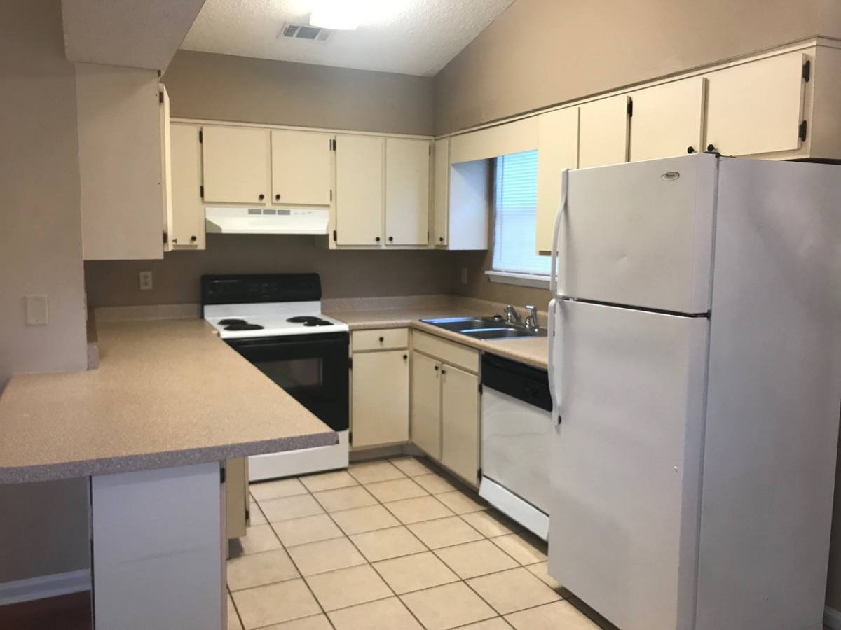 Townhouse for rent at 2360 Hartsfield Way, Tallahassee, FL 32303