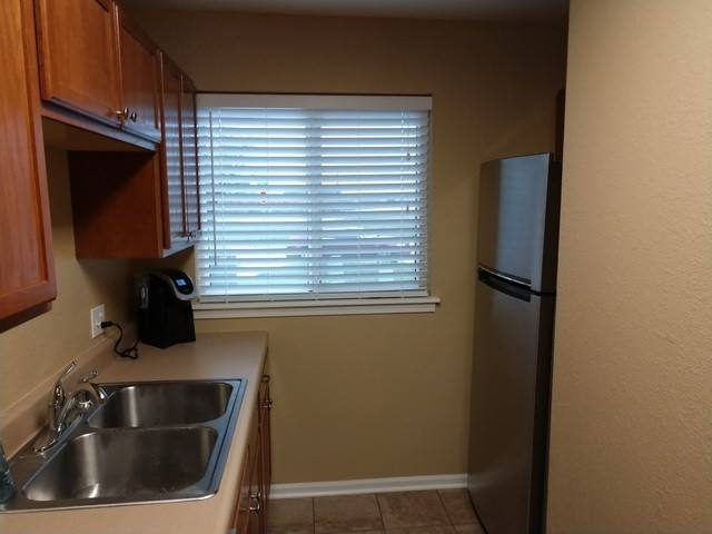 Townhouse for rent at 1200 Christy Dr, Manhattan, KS 66503