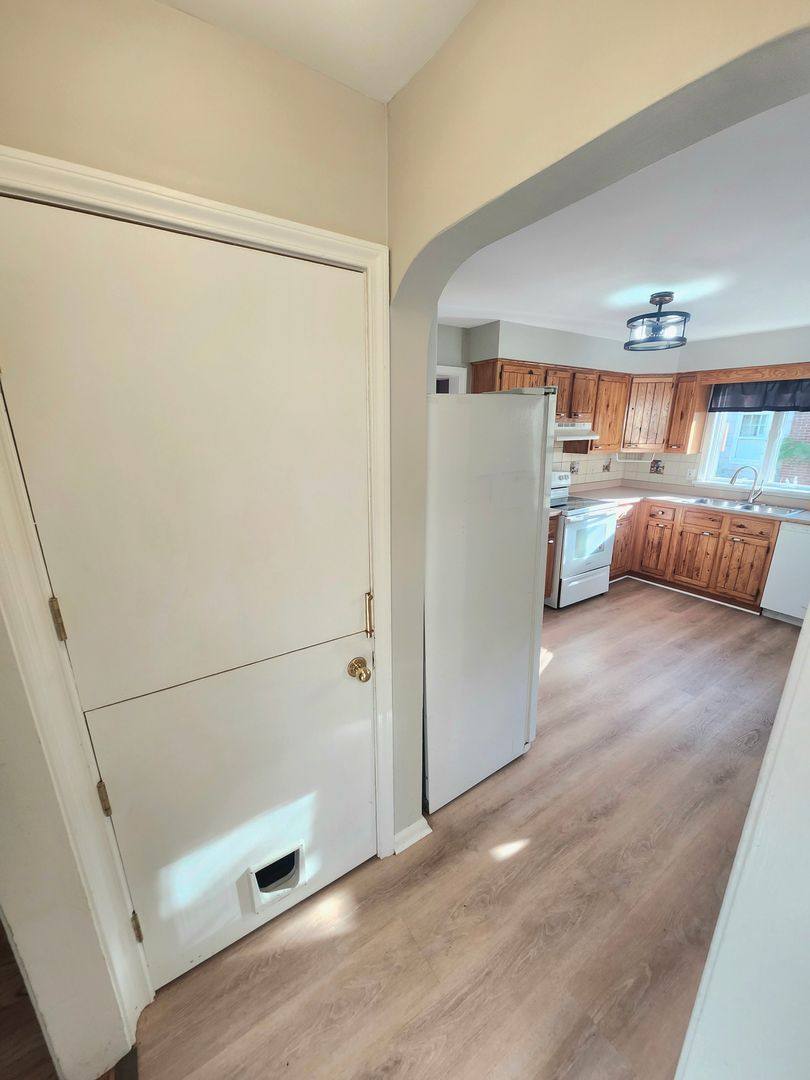 House for rent at 21 Glenmont Dr, Rochester, NY 14617