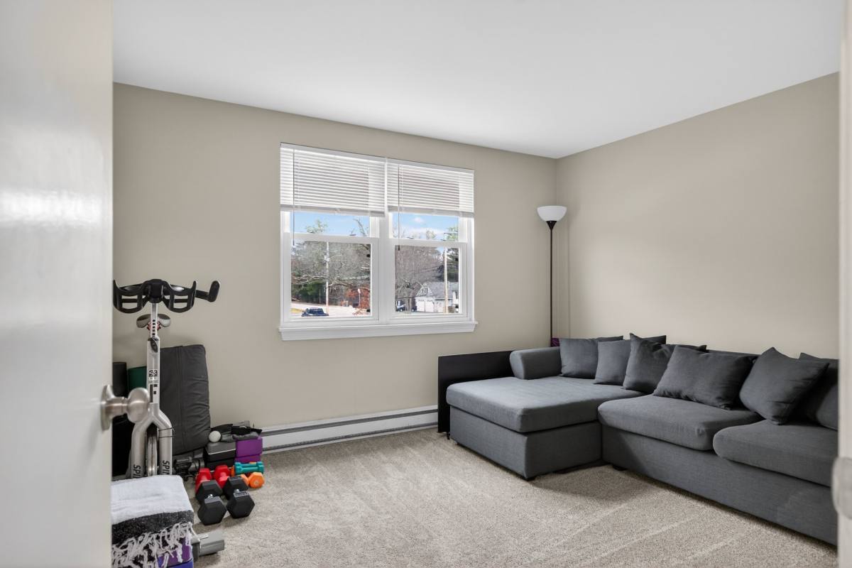 Apartment for rent at 17 Anderson Ave #4, Middleboro, MA 02346