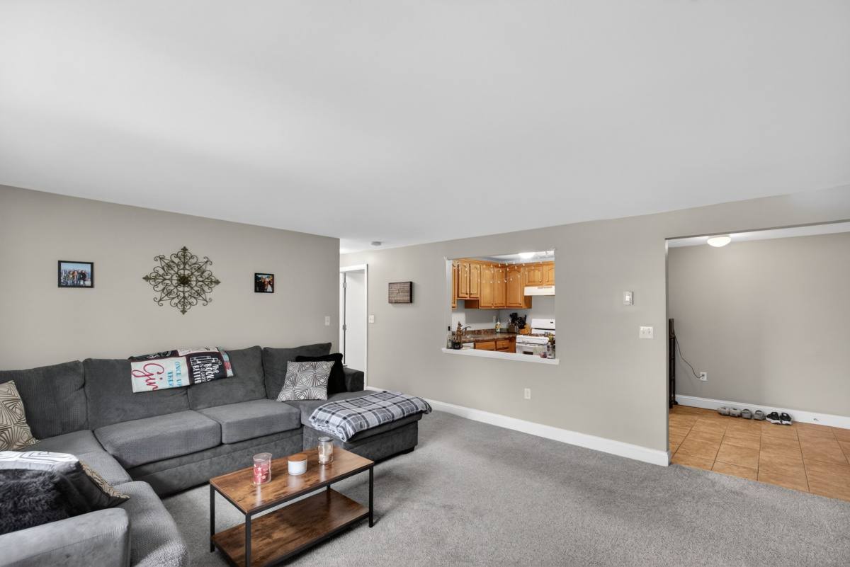 Apartment for rent at 17 Anderson Ave #4, Middleboro, MA 02346