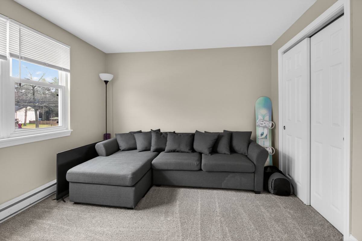 Apartment for rent at 17 Anderson Ave #4, Middleboro, MA 02346