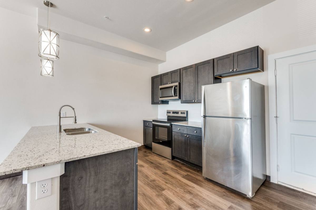 Townhouse for rent at 710 Benge Dr, Arlington, TX 76013
