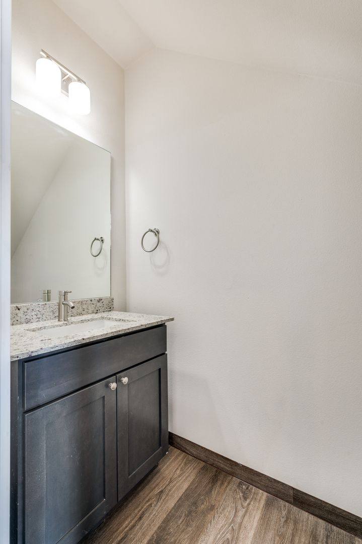 Townhouse for rent at 710 Benge Dr, Arlington, TX 76013