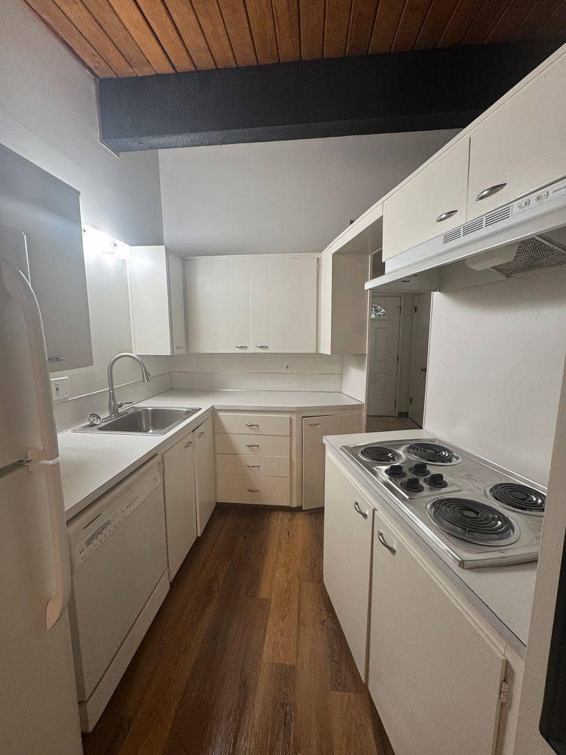Apartment for rent at 10447-10489 SE 23rd Ave, Portland, OR 97222