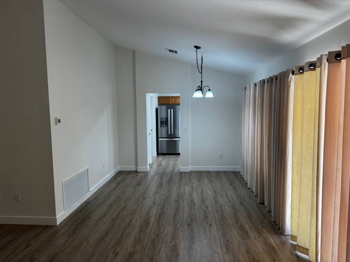 House for rent at 2533 Tumble Brook Dr, Las Vegas, NV 89134