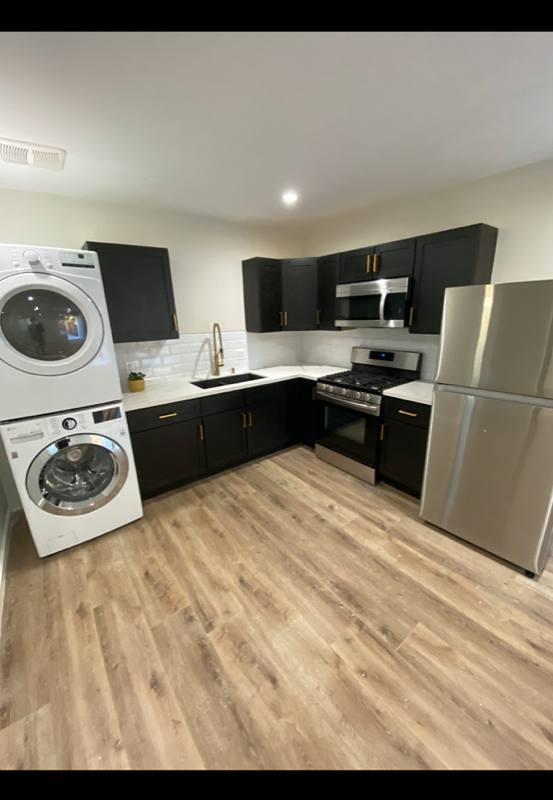 House for rent at 6952 Tampa Ave, Reseda, CA 91335