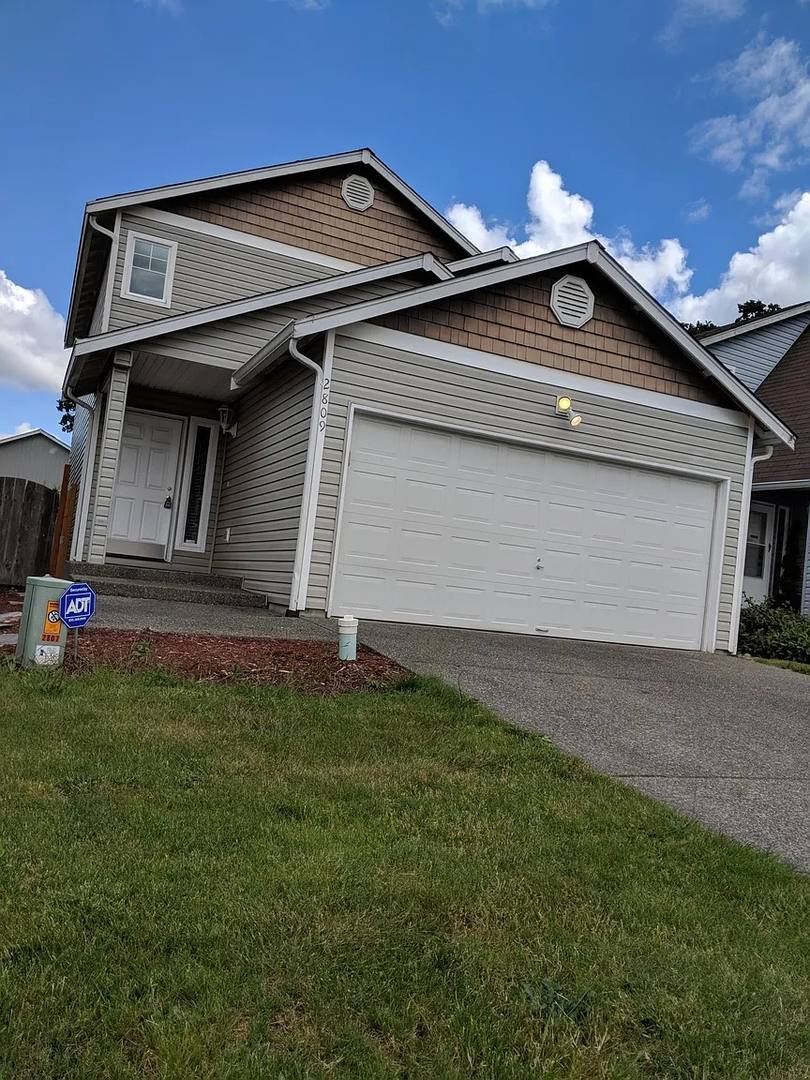Apartment for rent at 2809 186th St E, Tacoma, WA 98445