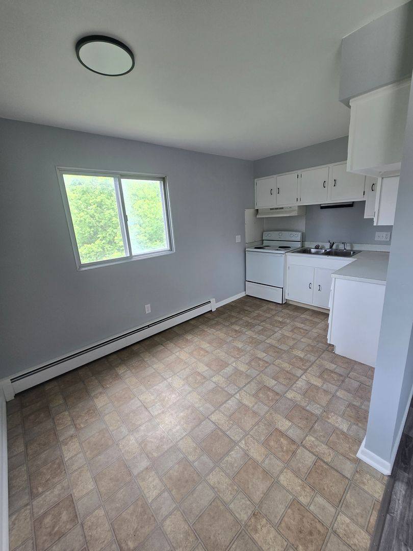Apartment for rent at 2170 King, Saginaw, MI 48601