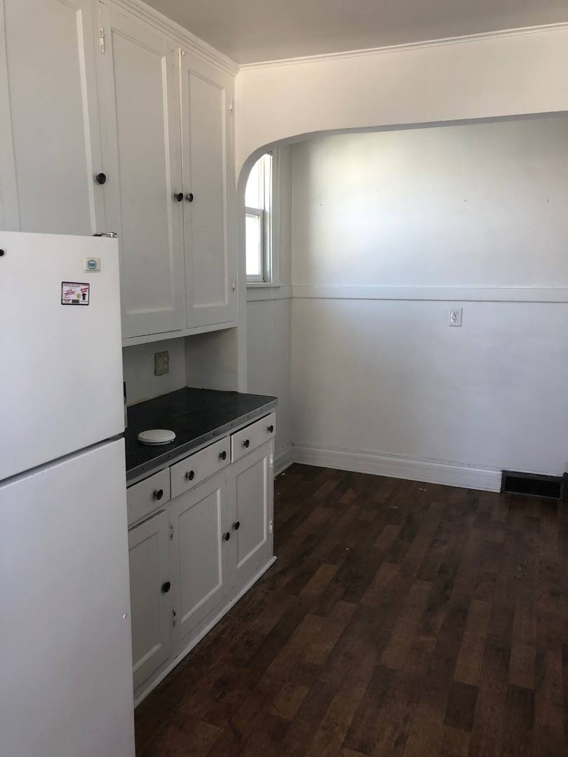 Apartment for rent at 2333 5th St, Moline, IL 61265