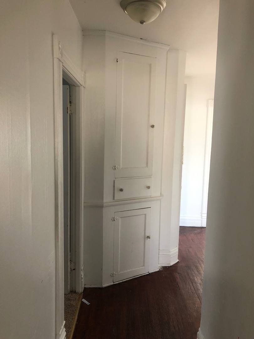Apartment for rent at 2333 5th St, Moline, IL 61265