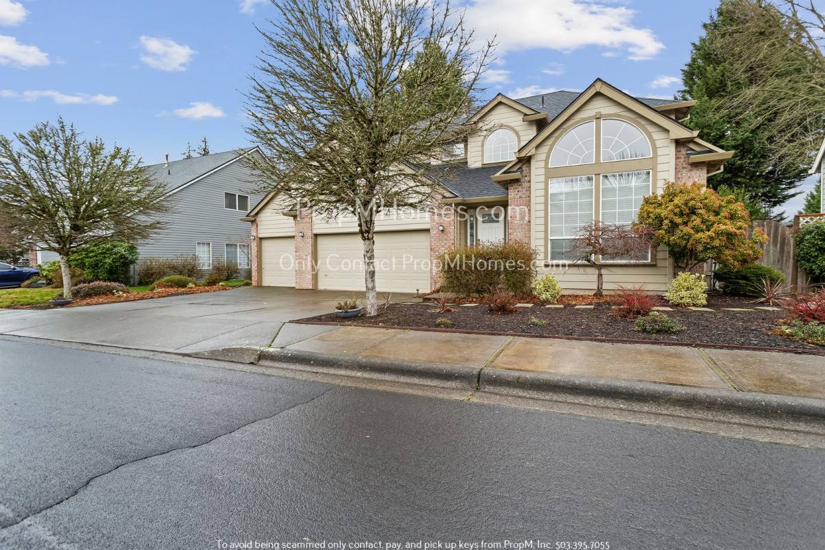 House for rent at 16860 NW Paddington Dr, Beaverton, OR 97006