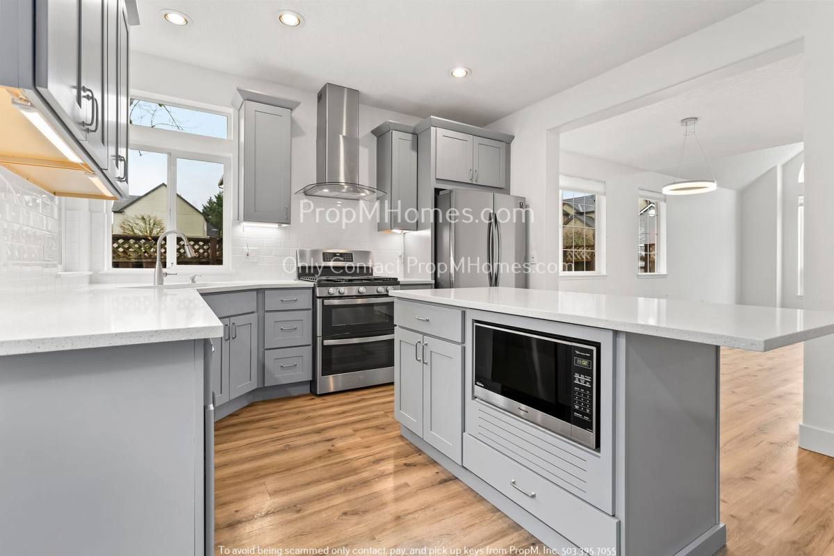 House for rent at 16860 NW Paddington Dr, Beaverton, OR 97006