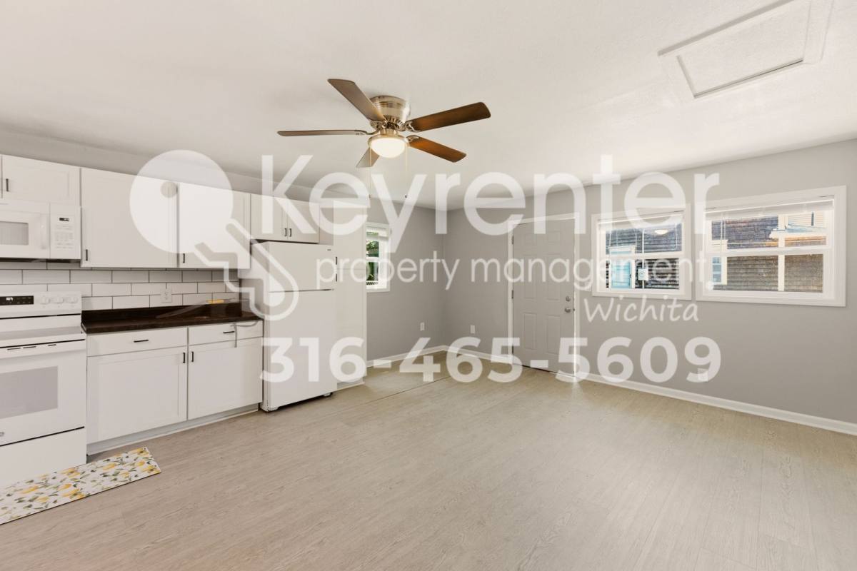 House for rent at 338 1 2 N Holyoke Place, Wichita, KS 67208