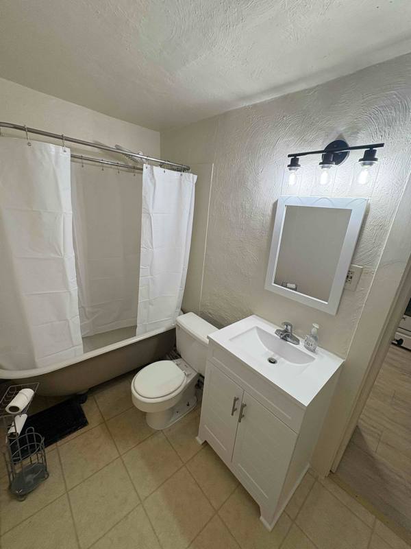 Apartment for rent at 37844 Euclid Ave, Willoughby, OH 44094