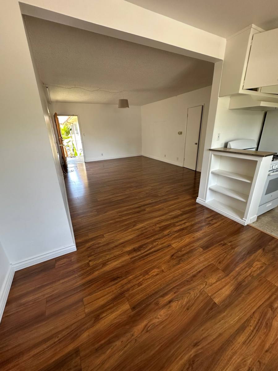 Apartment for rent at 920 N Spaulding Ave, Los Angeles, CA 90046