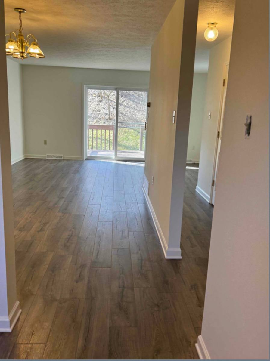 Townhouse for rent at 159 F Londonderry Dr, New Brighton, PA 15066