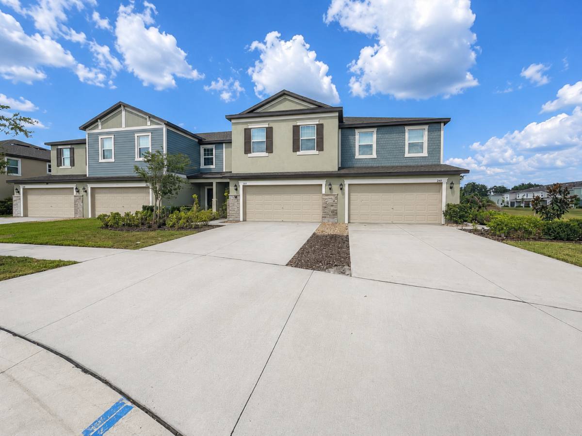 Townhouse for rent at 17696 Nectar Flume Dr, Land O Lakes, FL 34638