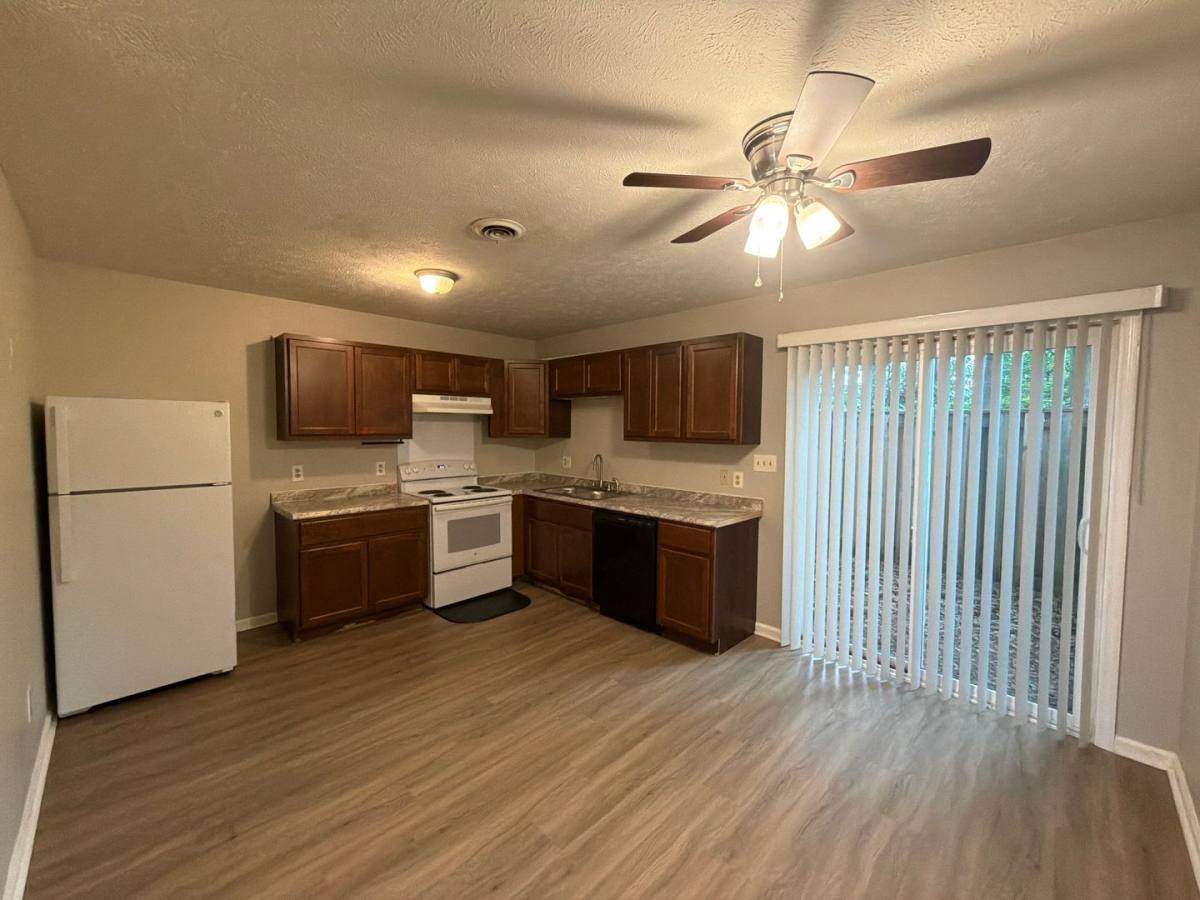 House for rent at 5914 Aftonshire Dr, Fayetteville, NC 28304