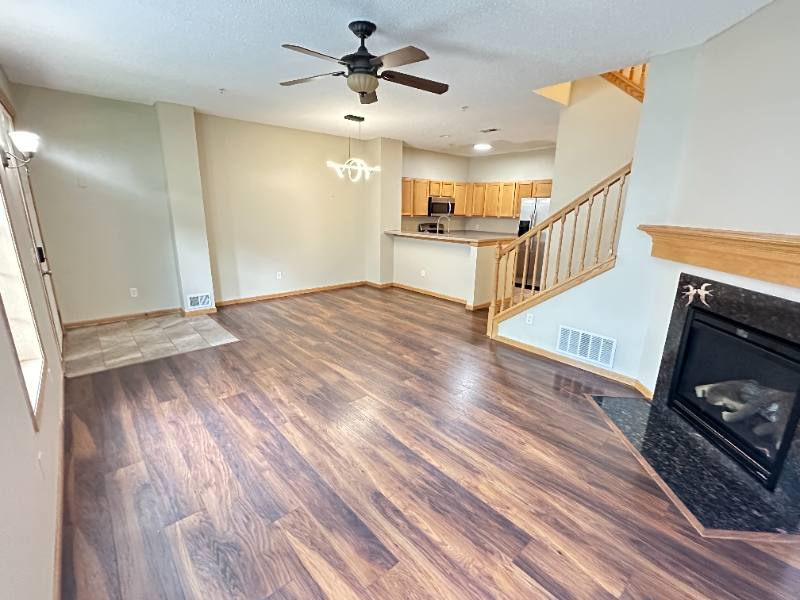 Townhouse for rent at 1244 Chateau Ave, Saint Paul, MN 55109