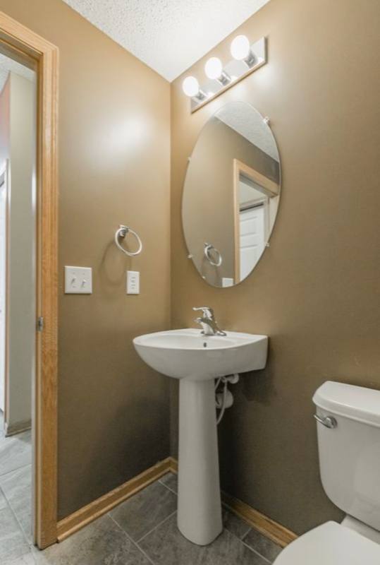 Townhouse for rent at 1244 Chateau Ave, Saint Paul, MN 55109