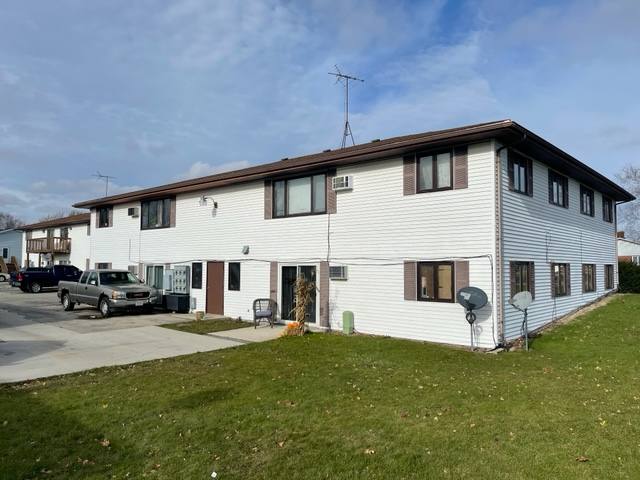 Apartment for rent at 835 Illinois Ave #201, Oostburg, WI 53070