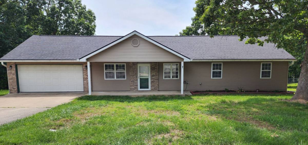 House for rent at 20325 Henry, Dixon, MO 65459