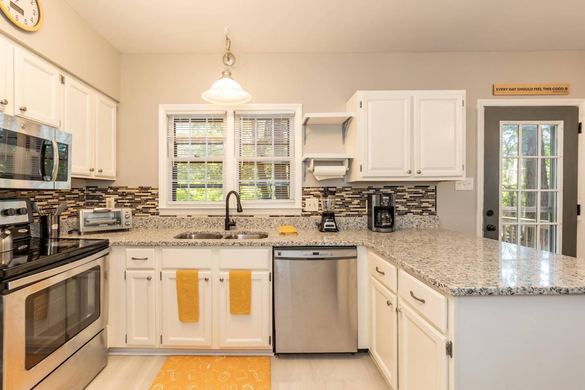 Townhouse for rent at 6107 Highcastle Court, Raleigh, NC 27613