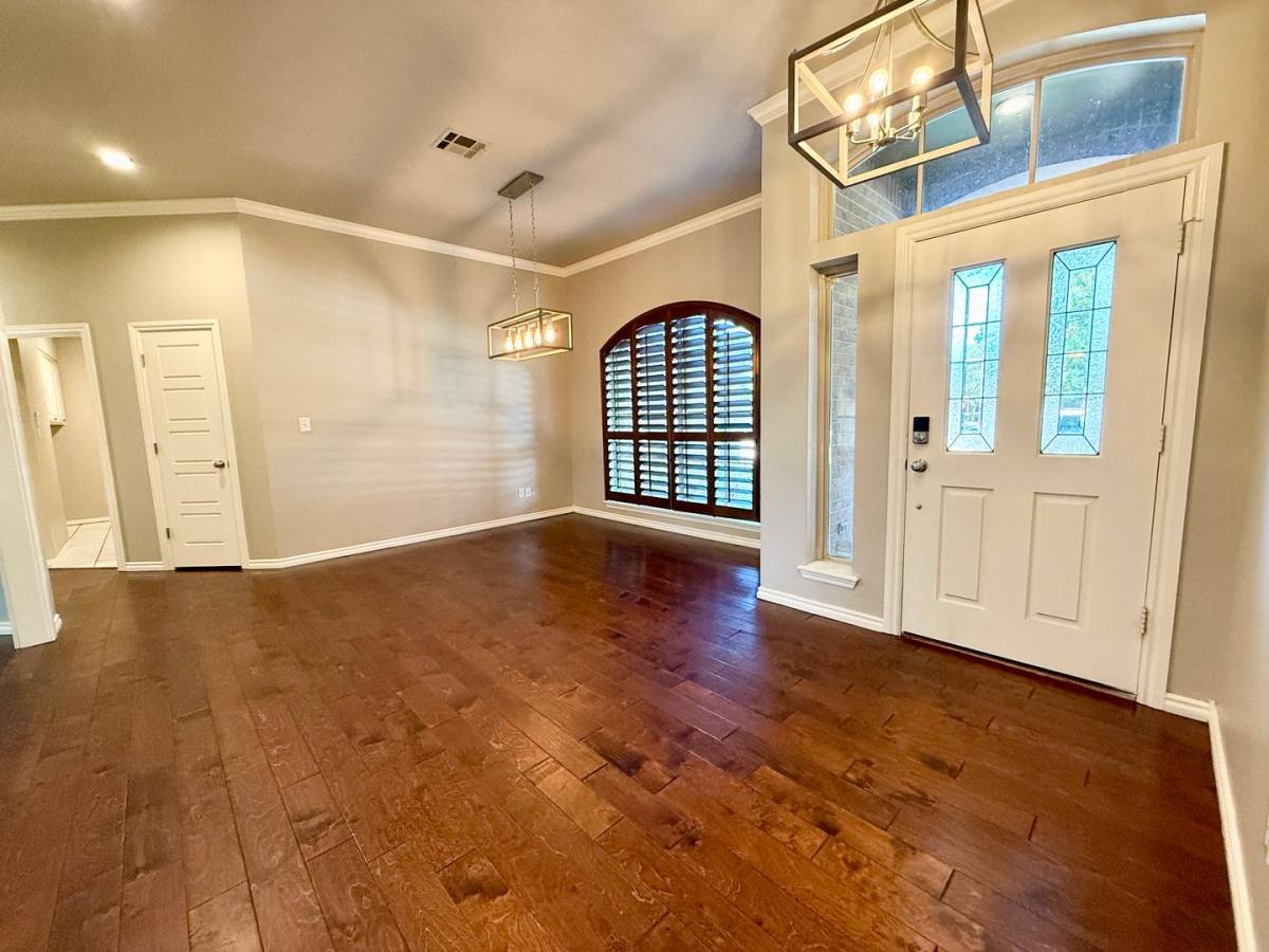 House for rent at 4205 Harrogate Dr, Norman, OK 73072