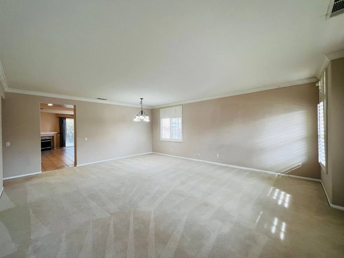 House for rent at 13278 Luna Rd, Victorville, CA 92392