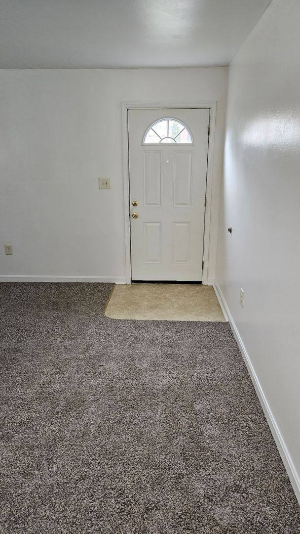 Apartment for rent at 852-854 Pine St, Hagerstown, MD 21740