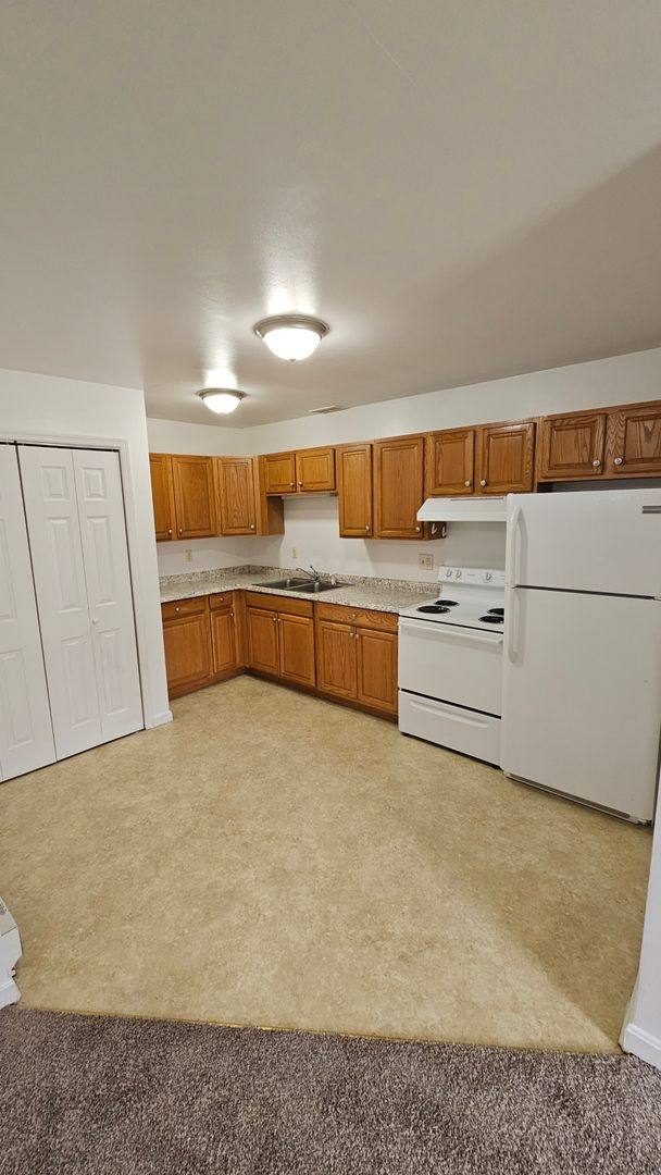 Apartment for rent at 852-854 Pine St, Hagerstown, MD 21740