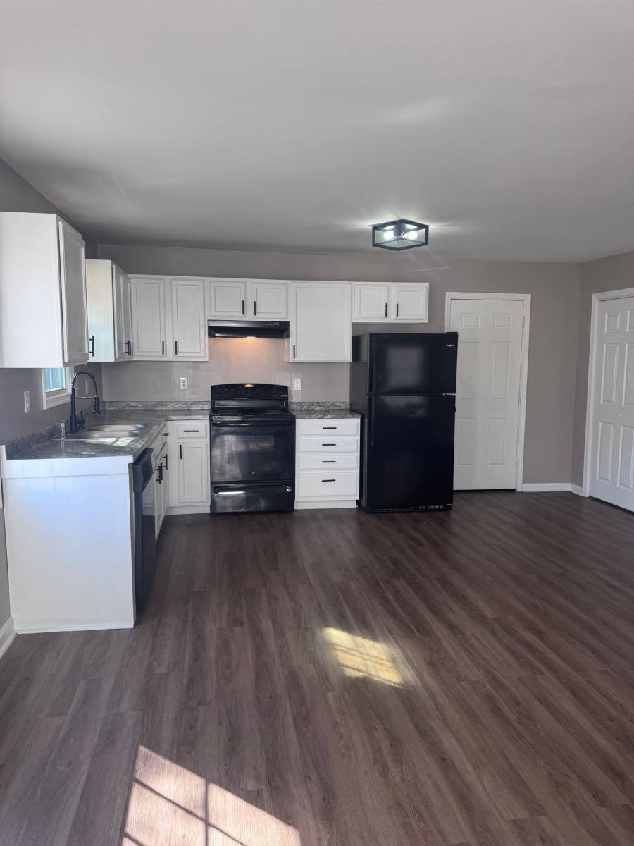 Apartment for rent at 3223 Summit Ave #A, Greensboro, NC 27405