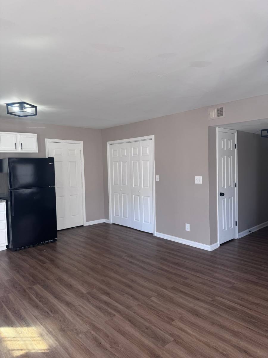 Apartment for rent at 3223 Summit Ave #A, Greensboro, NC 27405
