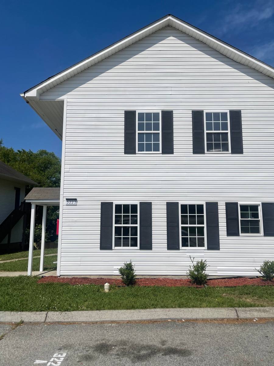Apartment for rent at 3223 Summit Ave #A, Greensboro, NC 27405