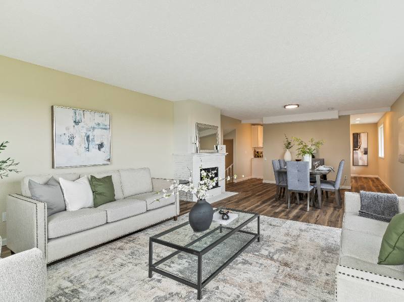 Apartment for rent at 2615 E McLoughlin Blvd, Vancouver, WA 98661