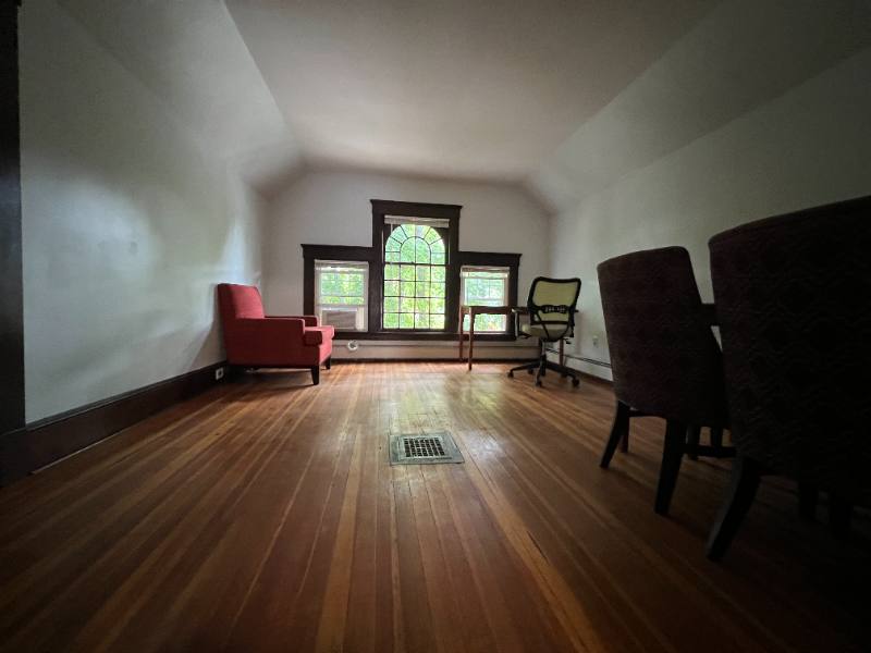 Apartment for rent at 739 Whitney Ave #3, New Haven, CT 06511