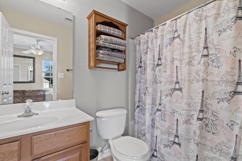 Townhouse for rent at 15270 Crossing Gate Dr, Cornelius, NC 28031