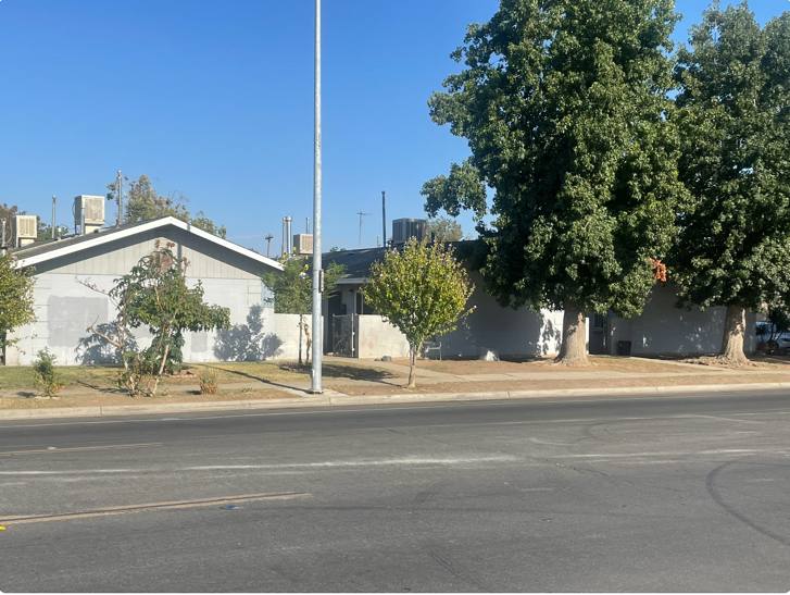 Apartment for rent at 927 S Thorne Ave, Fresno, CA 93706