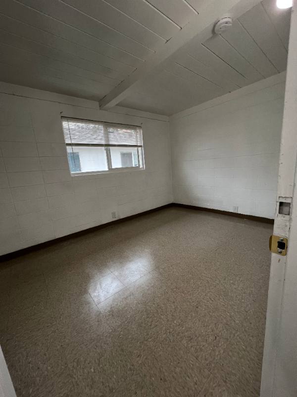 Apartment for rent at 927 S Thorne Ave, Fresno, CA 93706