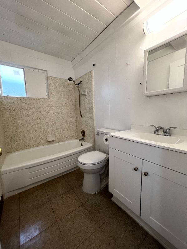 Apartment for rent at 927 S Thorne Ave, Fresno, CA 93706