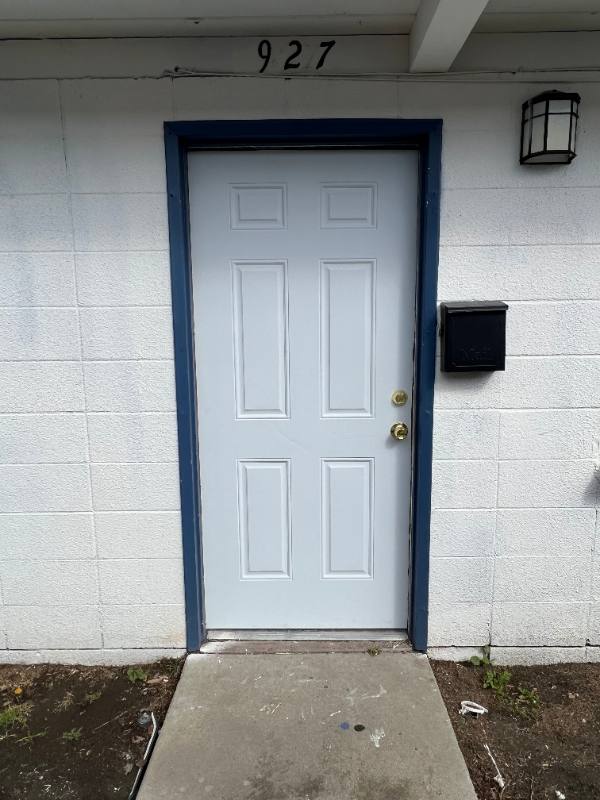 Apartment for rent at 927 S Thorne Ave, Fresno, CA 93706