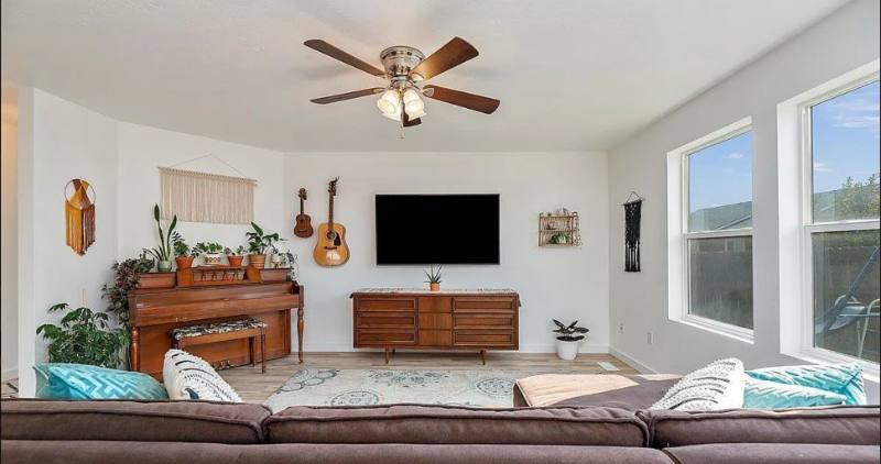 House for rent at 765 SW Portal, Mountain Home, ID 83647