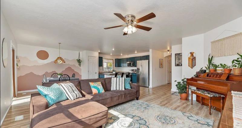 House for rent at 765 SW Portal, Mountain Home, ID 83647