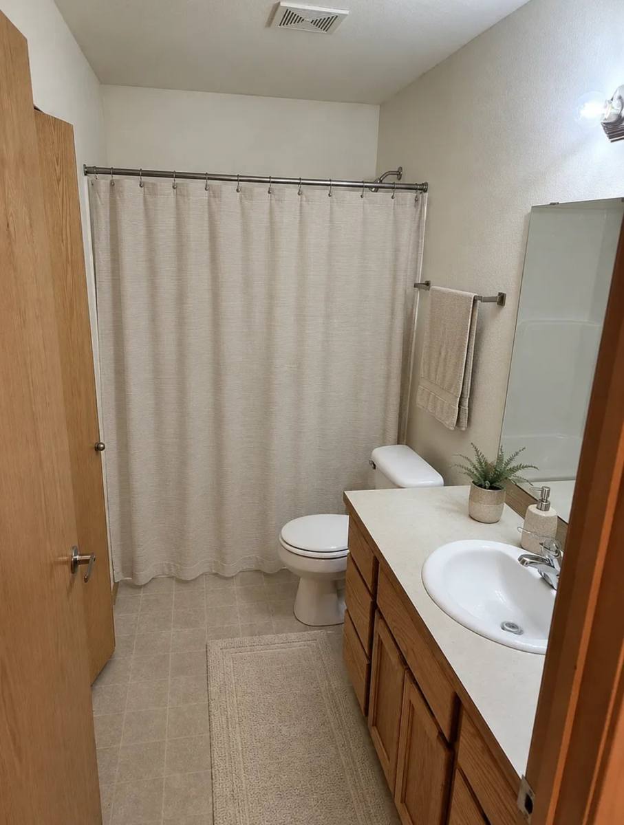 House for rent at 1309 102nd Place SW, Everett, WA 98204