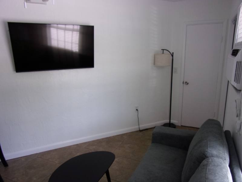 Apartment for rent at 101 Caloosa St #3, Tavernier, FL 33070