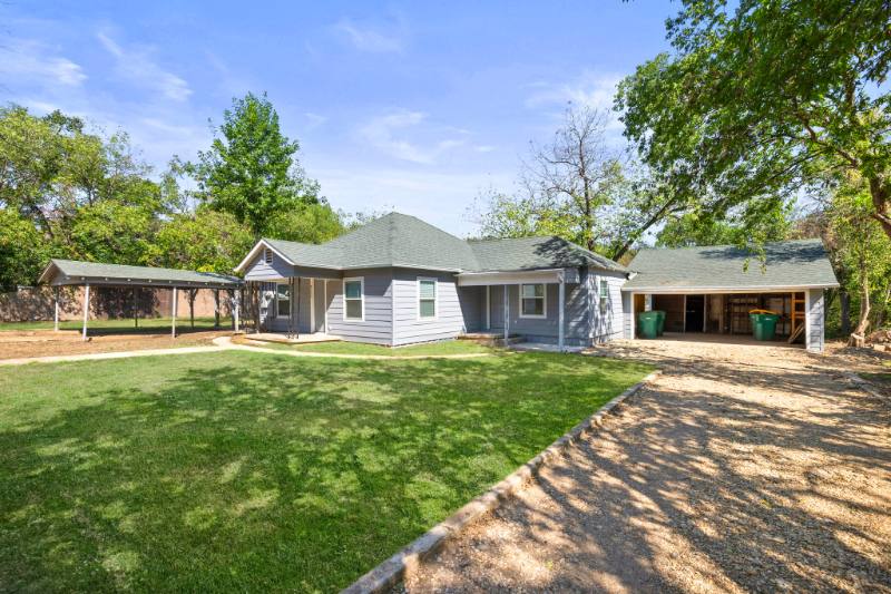 Apartment for rent at 133 W 13th Ave #B, Belton, TX 76513