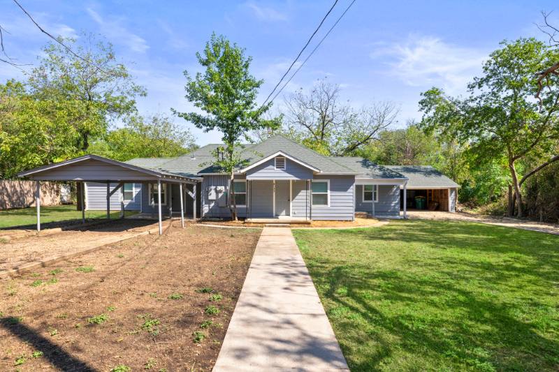 Apartment for rent at 133 W 13th Ave #B, Belton, TX 76513